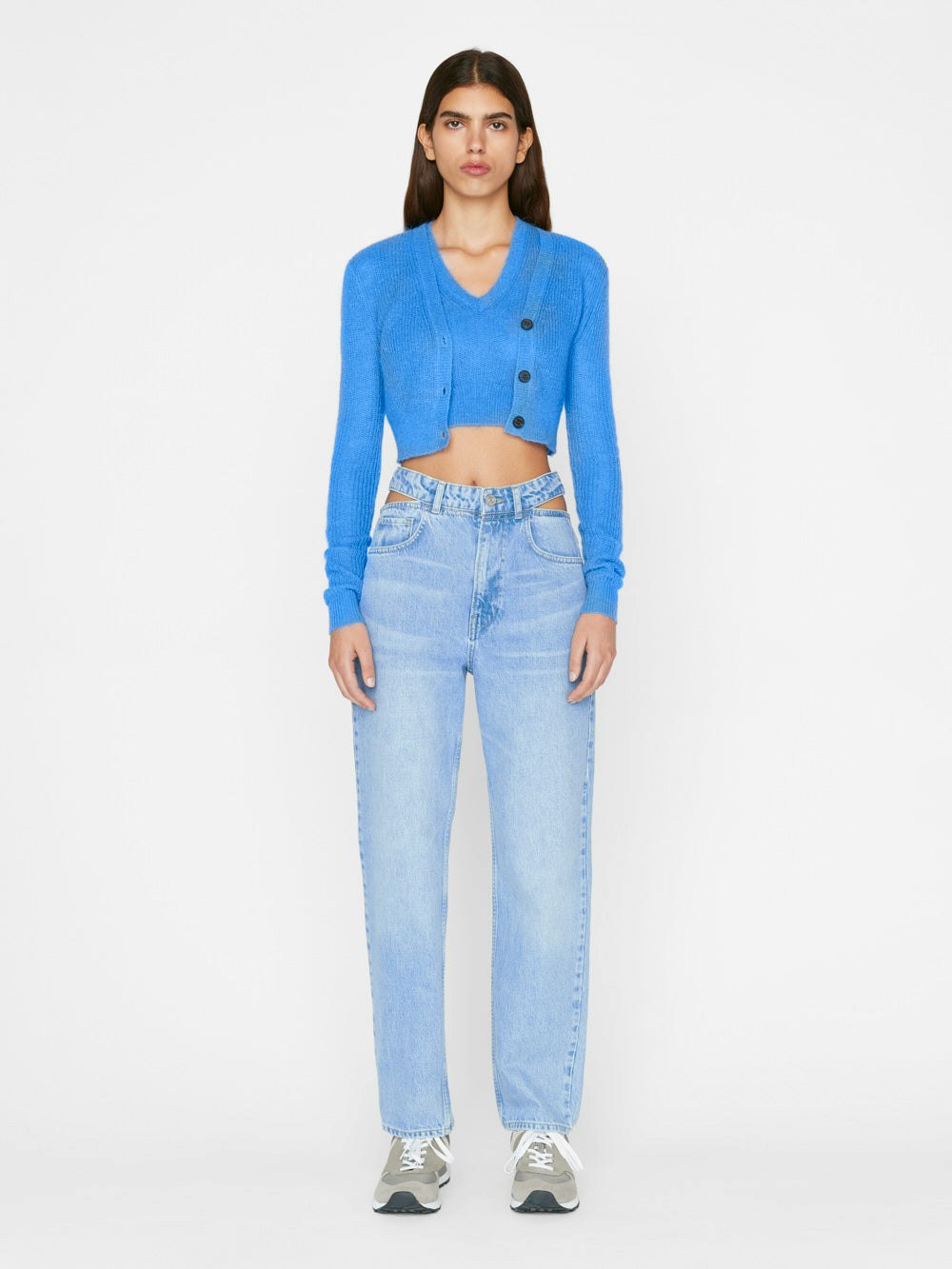 cardi full body look alt:hover